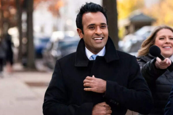 Is Vivek Ramaswamy an anchor baby? What does the term mean?