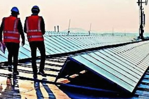 AP Moller in clean energy race, ArcelorMittal to add capacity