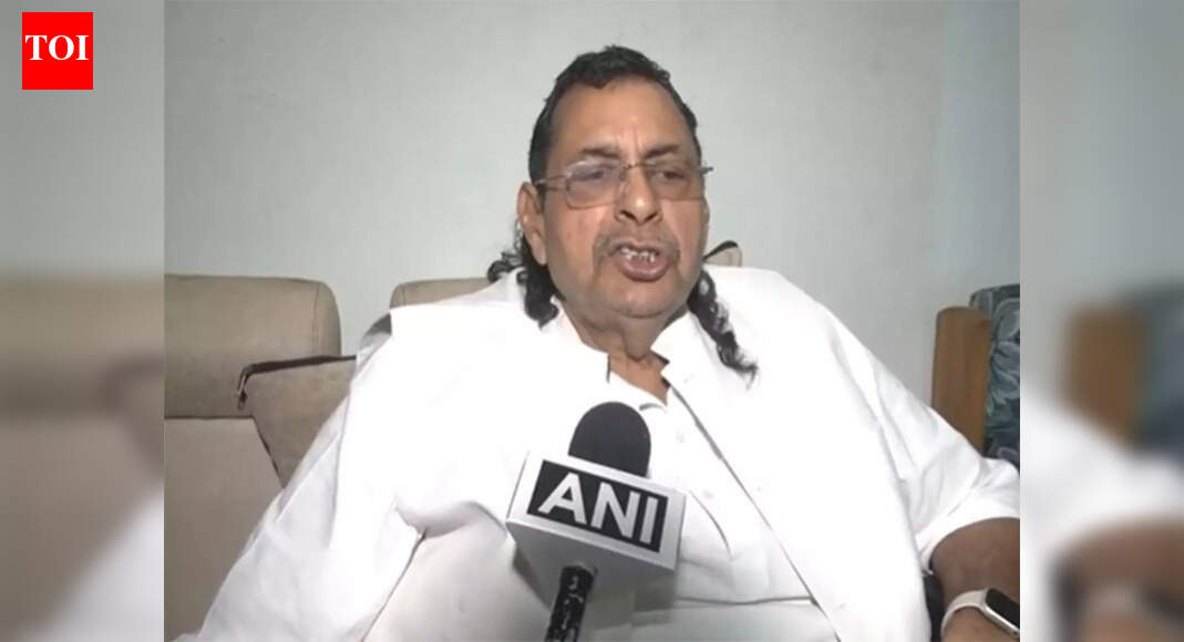 Brahmin MLAs hold meeting during UP Assembly session, focus on community upliftment LUCKNOW: During the Uttar Pradesh legislative assembly winter session, Brahmin community MLAs organised a meeting with about four dozen MLAs in attendance. MLA Ratnakar Mishra, who attended the meeting, said the purpose was to discuss the problems faced by the community. “The purpose of this meeting was just one topic: that today our community is fragmenting. Earlier, three generations used to live under one roof, but now, as our children are moving towards Western civilisation, our community is fragmenting,” he said. ‘Do Namune’ Dig By Yogi Adityanath Ignites UP Assembly Clash, Akhilesh Accuses BJP Of Decorum Breach “Our only one objective was to bring these children in one direction and how to unite everyone. Today, our parents are going to old age homes, which is a matter of concern for us. How to keep them under one roof? With this purpose, this meeting was held,” Mishra added.He further explained the role of Brahmins in society, saying, “Giving values/culture is the work of Brahmins, so if a meeting is being held by Brahmins to give values/culture, then what is wrong in it? Rather, every community should hold a meeting to bring everyone into the mainstream of Bharat Mata.”Political discussions were not the aim of the gathering, Mishra said.”Political brainstorming is not necessary for us because under Chief Minister Yogi Adityanath ji’s government, there is no mafia rule, and all systems are better, so there was no need for political brainstorming,” he added.Mishra also clarified party participation.”About four dozen MLAs participated in this meeting, so which party’s MLAs were there, I do not have their information. I reached a little late, so I could not get an introduction with everyone,” he said.He noted that other communities had previously held similar meetings.”Earlier, Thakur community MLAs had also held their meeting, which was a very good thing. Kurmi community MLAs had also held their meeting, and I say that other communities should also hold their meetings so that the community can be connected to the mainstream,” Mishra said.Meanwhile, P N Pathak, Bharatiya Janata Party MLA from Kushinagar and organiser of the meeting, said, “Yesterday we held a big meeting of Brahmin MLAs. In this meeting, no MLA from any other party was present. This meeting had no political purpose.”He dismissed media reports, adding, “Various things are being circulated in the media that Brahmins are angry, but nothing like that is true. Brahmins are only talking for upliftment and social welfare.”He also mentioned other discussions during the gathering.”However, we also discussed SIR and issues related to the Legislative Assembly session, and a party feast was also organized in which we all participated together. There is nothing else in this, otherwise,” Pathak said.End of ArticleFollow Us On Social MediaVideosOsman Hadi’s Brother Accuses Yunus Regime Of Murder Plot To Defer Bangladesh Polls Scheduled in FebPak Leader Exposes Munir’s Kabul Hypocrisy As Sharif’s Party Threatens India Over Bangladesh CrisisDRDO Completes User Trials Of Akash-NG Air Defence Missile System, Ready For InductionBangladesh Slipping Into Pakistan’s Pocket: Sushant Sareen Warns India Of New Eastern Security FrontISRO Launches Heaviest-Ever Satellite BlueBird Block-2 Onboard LVM3 RocketBJP Hits Out At Mamata Govt For Stopping Demonstrations Over Bangladesh ViolenceDelhi HC Grants Bail To Kuldeep Sengar; Victim’s Sister Says ‘Put Us In Jail To Keep Us Safe’India Summons Bangladesh High Commissioner Over Violence Against Hindus, Protests Continue”No Cases Filed”: Prachy Accuses Yunus Administration Of Protecting Convicted TerroristsExperts Warn India As Yunus Loses Control In Bangladesh After Hadi Killing Sparks Unrest Nationwide123PhotostoriesTop AIIMS doctor lists 4 healthiest fruits and the right way to consume them6 teas that help support lung health in high AQIWinter Special: How to make Indian Railway–style Cream of Tomato Soup at homeNutrition fact of the day: How bok choy (pak choi) supports gut, bone and heart healthWeddings of 2025: Samantha Ruth Parbhu and Raj Nidimoru to Selena Gomez-Benny Blanco, Celebs who exchanged vows this year7 easiest languages for kids to learn; take a lookThe career you are destined for as per birth numberPsychology says these 7 behaviors make some people impossible to ignoreSimple daily exercises to improve circulation and ease varicose vein discomfort6 reasons why teens feel tired even after enough sleep123Hot PicksUAE WeatherPAN-Aadhaar linkingKarbi Anglong CurfewGold rate todaySilver rate todayPublic Holidays DecemberBank Holidays DecemberTop TrendingShane Bieber and Kara Net WorthMLB Trade RumorsMunetaka MurakamiConnor Bedard Net WorthAleksander Barkov GirlfriendAuston MatthewsJake GuentzelTrey Yesavage and Taylor Fricks EngagementJade Cargill and Brandon Net WorthMax Holloway Net Worth