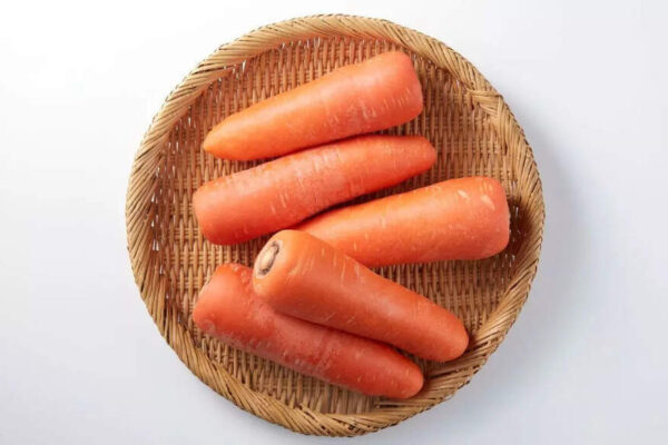 Baby carrots at bedtime are trending on TikTok but do they really help you fall asleep faster; the truth behind the trend |