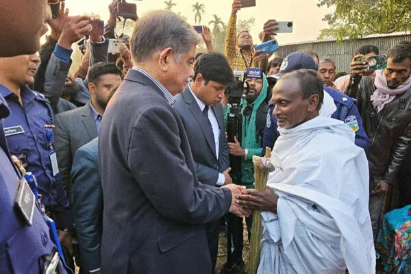 Will take responsibility of kin of lynched Hindu worker: Dhaka