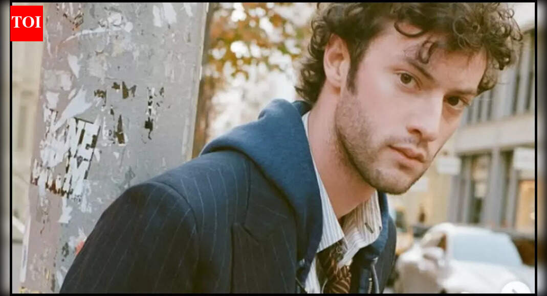 ‘The Holdovers’ star Dominic Sessa wants to be the ‘Christmas king’