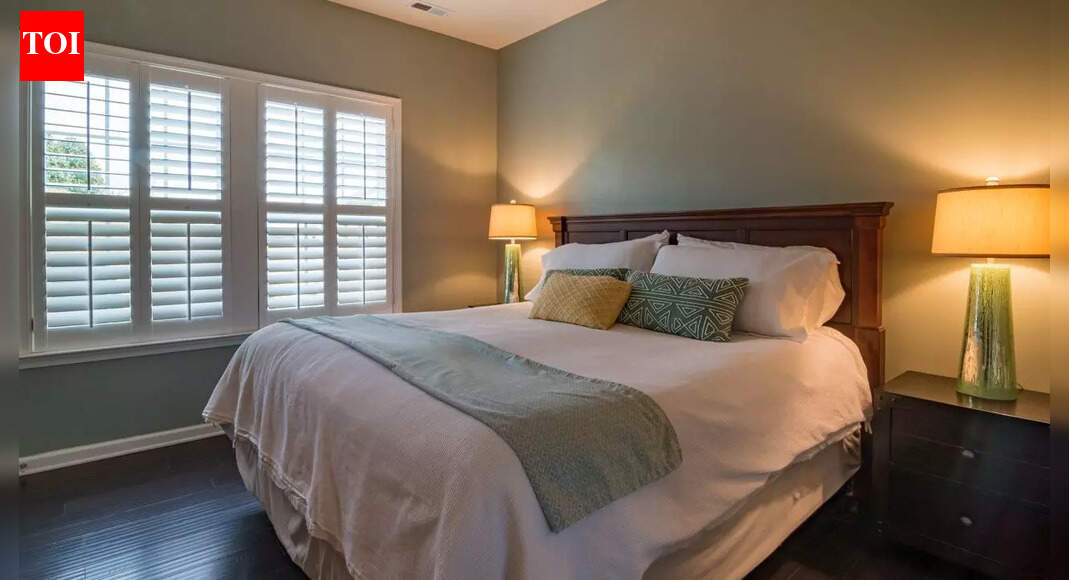 How often should you wash bed sheets in winter to stay healthy and sleep better |