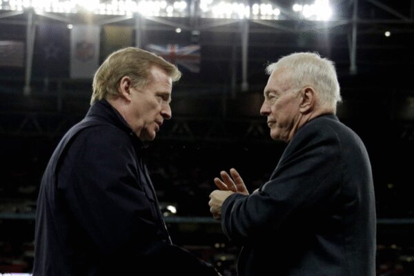 Clark Hunt vs Jerry Jones net worth: How do their finances compare?