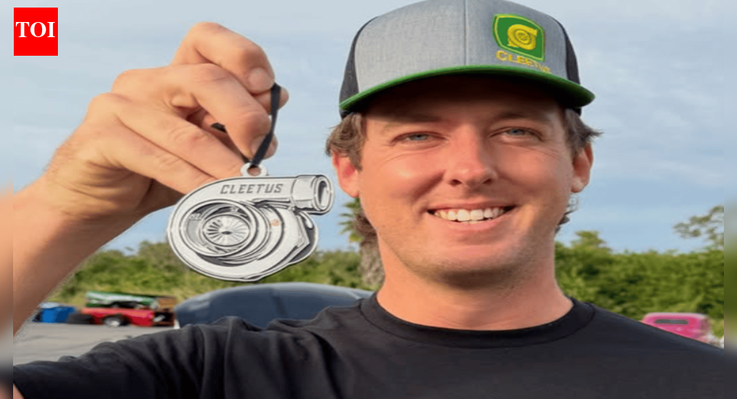 YouTuber Cleetus McFarland goes viral after gifting his employees ,000 mini jeeps for Christmas