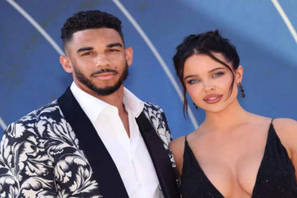 Vancouver Canucks forward Evander Kane’s partner Mara Teigen shares pictures from their Christmas celebrations