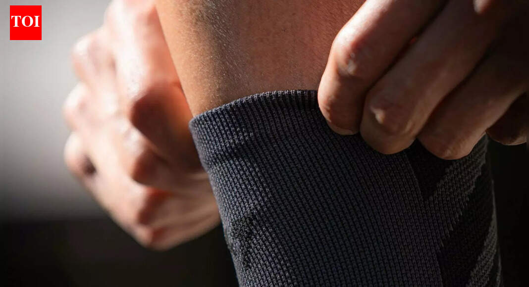 Do your socks leave marks on your legs? When is it normal and when to worry |