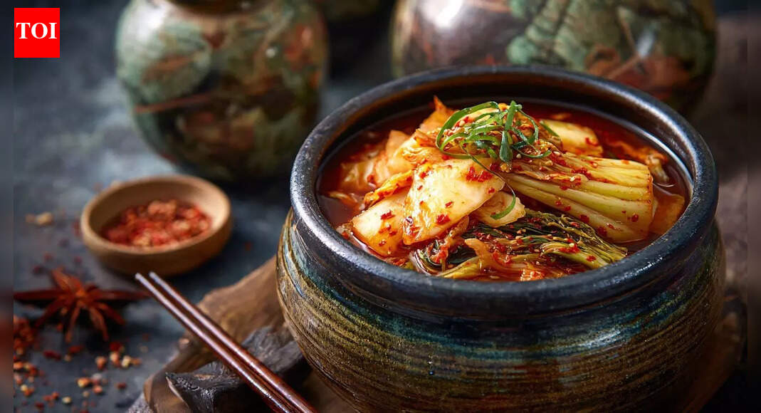 What makes kimchi good for immune health? A simple recipe to make at home |