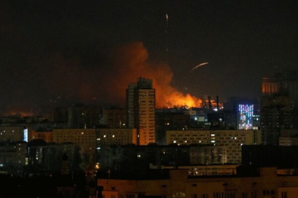 Explosions rock Kyiv: Ukraine issues nationwide air alert; attack day before Trump-Zelenskyy meet