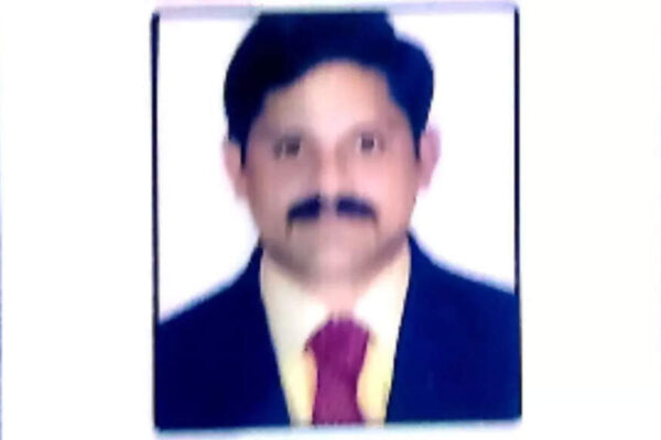 Decomposed body of suspended SVU professor found inside parked car in Tirupati