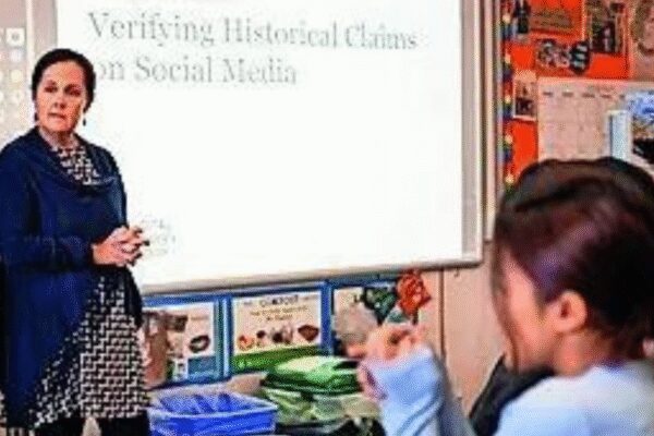 In San Francisco, a class where ‘screenagers’ train to navigate social media, AI