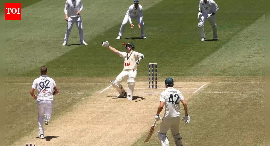 ‘Ball was just sitting in the grass’: Steve Smith breaks down why no one could settle on MCG deck