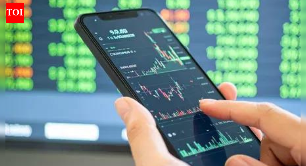 FIIs set for biggest exit from Indian equities: Rs 1.58 lakh crore withdrawn in 2025; hopes pinned on 2026 rebound