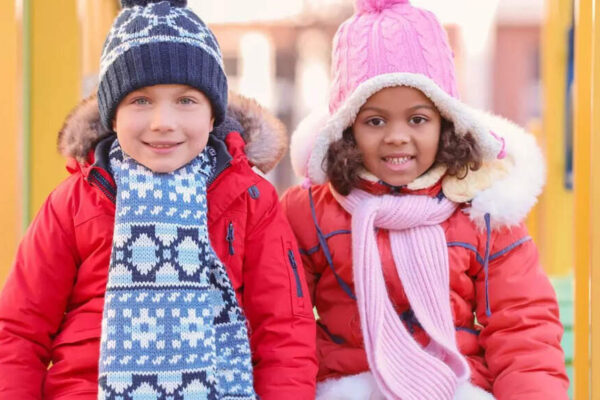 Experts warn: Overdressing children in winter can limit movement and healthy development |
