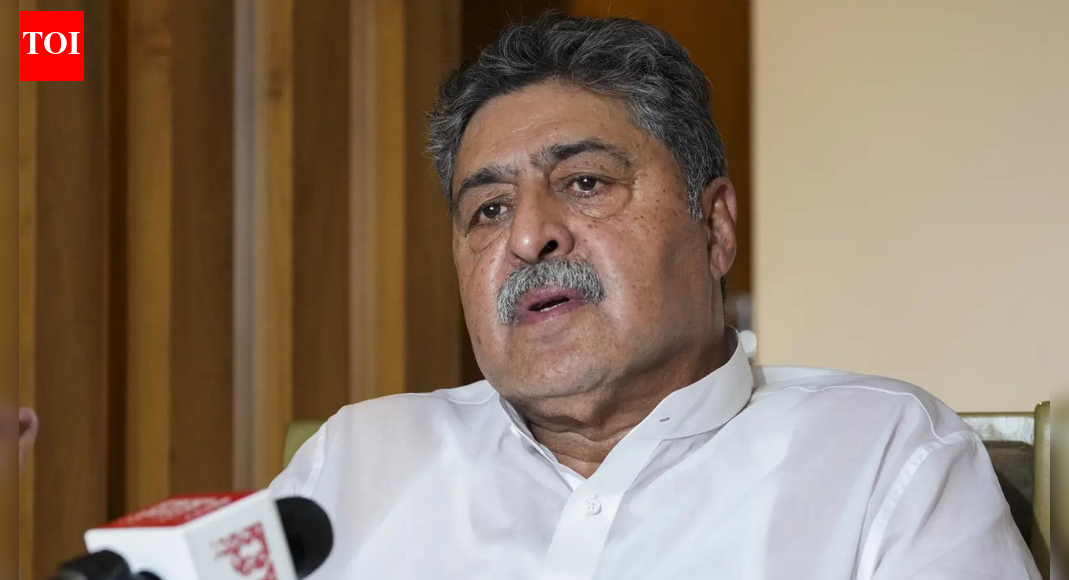 J&K: Bilal Lone backs Mirwaiz, terms X bio barbs as ‘dishonest, dangerous’