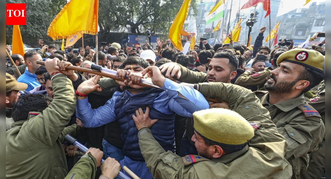 Protest held outside Jammu Lok Bhavan over MBBS admission row