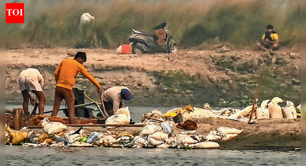 Yamuna sand mining: Mid-river digs to illegal ramps, NGT panel finds major violations; GRAP curbs ignored