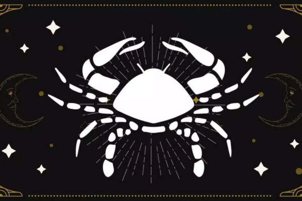Cancer Career Horoscope 2026: New responsibilities, changing roles and growth after mid-year