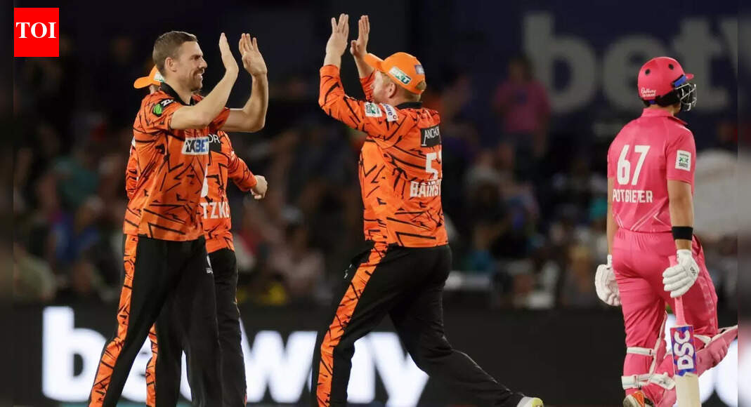 SA20: Paarl Royals bowled out for lowest total in league’s history; SEC collect bonus point