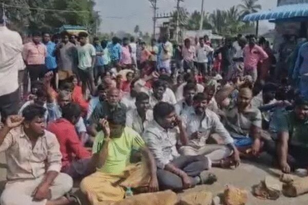 Tamil Nadu: 2 die after drinking contaminated water in Tiruvallur, over 10 hospitalised; villagers stage highway blockade