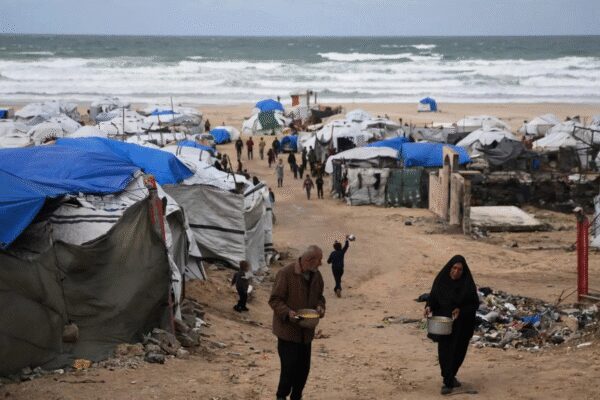 Freezing rain floods Gaza camps and leaves displaced Palestinians in dire conditions