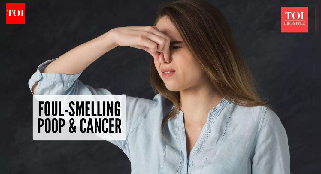Is foul-smelling poop a symptom of cancer?