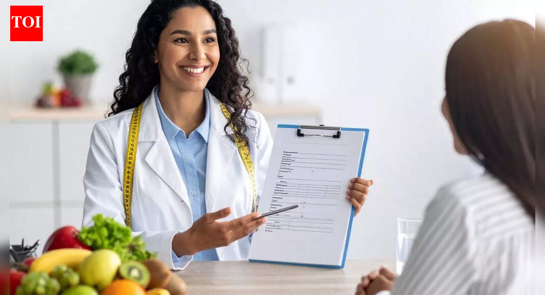 Understanding the OMAD diet: How eating one meal a day affects weight loss, blood sugar, energy levels, and overall health |