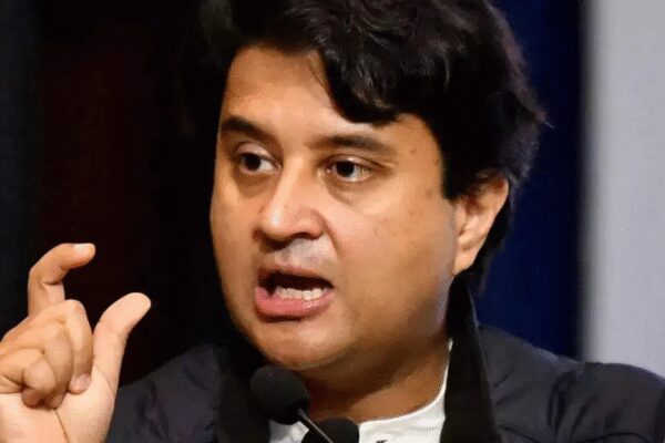 Scindia: Government to soon allocate spectrum to satcom players