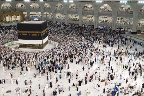 Saudi Arabia suspends Umrah company after pilgrims arrive without promised accommodation | World News