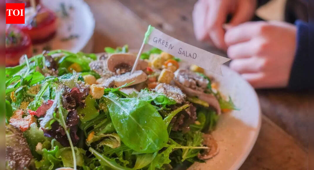 Green salads are NOT as fibre-rich as many believe; UK surgeon breaks down why that’s not always true for daily fibre needs |