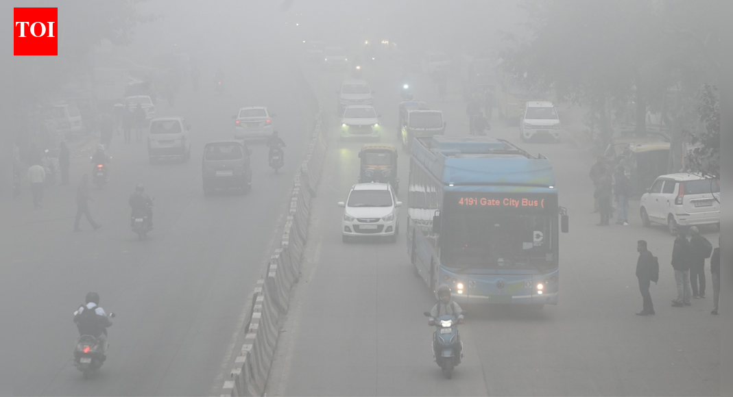 Delhi air pollution: At 390, city’s AQI in ‘very poor’ category