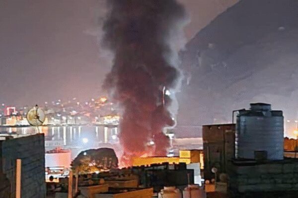 Escalation in Mukalla: Yemen declares emergency after Saudi Arabia bombs port; 72-hour blockade imposed