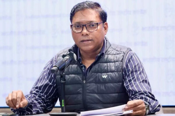 Sasikanth Senthil NEW DELHI: With SIR again in controversy, Congress on Tuesday warned that the “hasty” electoral review would cost the democratic rights of the poor and vulnerable sections in big numbers as it accused the Election Commission of running the exercise in an adhoc manner with constant updates and new directions to BLOs.Congress spokesperson Sasikanth Senthil questioned the statement of home minister Amit Shah that SIR is being done to remove illegal immigrants, asking why is the home minister clarifying on an issue that EC should be speaking on. “Is EC operating under the home minister?” he asked.He said 97 lakh names have been left out in Tamil Nadu which does not have any “infiltrators”, and the duplicate names are generally of migrants who keep moving. He argued that SIR is like a census which seeks to create voters’ list from scratch, which is the reason it was done over two years and in a staggered manner in the past, unlike the present tight deadline of a month or two. He said weaker sections and migrants will be left out of voters’ lists in big numbers after the present SIR.Senthil said Bihar continues to have 14.5 lakh duplicate voters despite SIR, which shows the hasty and unplanned execution of the exercise. He said EC had for years been using a “de-duplication software” to identify duplicate voters, but suddenly decided to drop its use for SIR in Bihar. Referring to media reports to make the charge, Senthil said EC again made a U-turn and decided to reintroduce the software for the ongoing SIR in 12 states. He said such abrupt actions are creating doubts in the minds of people, especially when huge numbers like 97 lakh are left out of the preliminary rolls in Tamil Nadu.The MP said, “We find this whole process very fishy. EC needs to come out with proper reasoning of why this has happened.”Senthil said ground reports and experiences of elected representatives show that EC is conducting SIR in a hasty manner, without proper training to BLOs. He said while the whole process is underway, the BLO app is being updated by some new protocol every day.End of ArticleFollow Us On Social MediaVideosDRDO Successfully Tests Pinaka Long-Range Guided Rocket In Odisha, To Be Inducted In Indian Army’UPSC Is Complete Waste Of Time’: PM’s Economic Advisor Sanjeev Sanyal On AI Era EducationHindu Guard Killed By Colleague In Bangladesh, Third Death In Days Raises Minority Safety Fears’Deeply Concerned’: PM Modi Reacts To Reports Of Attack On Putin’s House, Ukraine Responds“No Racial Angle”: SSP Rules Out Alleged Slurs in Angel Chakma KillingCongress’ Adhir Ranjan Chowdhury Flags Attacks on Migrant Workers to PM Modi’Will Rid Bengal Of Infiltrators’: Amit Shah Slams Mamata Banerjee’s 14-Year Rule, Sounds Poll BugleFrom Defence To Civil Skies: HAL’s Dhruv-NG Helicopter Takes Flight In India’s Aviation PushJapanese Tourist Harassed in Varanasi on Christmas, Netizens Slam ‘Mob Culture’Chicken’s Neck Threat Sparks Sharp Reply As Nagaland Minister Warns Bangladesh Radicals Boldly123Photostories‘Dhurandhar’: Saumya Tandon aka Ulfat Hasin Baloch says, ‘Aditya Dhar was always on my wish list’ – Exclusive7 weekly routines common among people who live to 100Healthiest fruits of 2025: These 5 fruits are richest in key nutrientsWhich Hindu Idol You Should Bring Home On January 1, 2026From Osho to Swami Vivekananda – Real names of spiritual leadersWinter Special: How to make Maharashtrian Kala Sukha Mutton for dinnerDifferent types of wildlife safaris in India, and where to experience them7 thought-provoking Harry Potter quotes that still resonate5 vitamin deficiencies that are linked to poor hair growth and food sources that can helpKaun Banega Crorepati 17: Kumar Mangalam Birla shares emotional journey after father’s demise; host Amitabh Bachchan reveals strong ties with Birla family123Hot PicksIndigo flight DisruptionsPAN-Aadhaar link statusKhaleda ZiaGold rate todayIncome Tax RefundBahrain Golden Visa 2025Bank Holidays DecemberTop TrendingErika KirkTravis KelceJEE Advanced RegistrationAnjel ChakmaMumbai Bhandup Bus AccidentRobert Kraft vs Gayle Benson Net WorthMLB Trade RumorsAntonio BrownBengaluru PG BlastWWE Raw Highligths