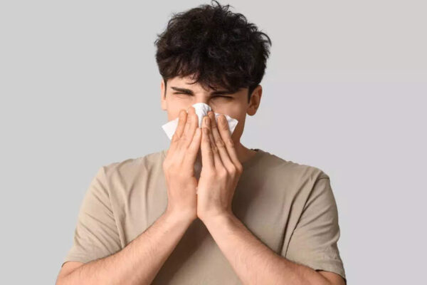 These 4 cooling drinks might make your winter coughs and colds worse: Nutritionist expert reveals the hidden risks |