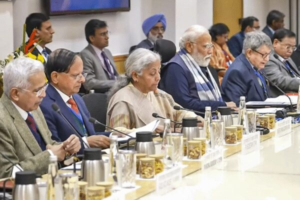 PM Modi underlines need for reforms and deregulation