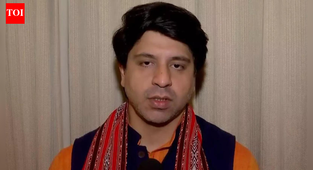 NEW DELHI: BJP national spokesperson Shehzad Poonawalla on Wednesday hit out at leader of opposition in the Lok Sabha Rahul Gandhi over his earlier remarks describing India as a “dead economy”, calling him a “leader of propaganda” after India overtook Japan to become the world’s fourth-largest economy.Speaking to ANI, Poonawalla accused Rahul Gandhi of spreading what he termed “malicious propaganda” against the country and said recent economic data had exposed the Congress leader’s claims.“Rahul Gandhi, who is an expert at making anti-India statements, goes to Berlin and spreads malicious propaganda against India, sometimes against the army, sometimes against constitutional institutions, against Sanatan and economic power, has now faced reality today. Rahul Gandhi used to say that India’s economy is dead, India’s economy and production are dead; this is a leader of propaganda, not a leader of opposition,” Poonawalla said.He added that India’s economic position had improved sharply over the past decade. “India’s economy has now reached the fourth position, while in Manmohan Singh’s era, it was at the 11th position. Today, we have overtaken Japan. In the next two and a half to three years, we will become the third-largest economy. He should stop defaming India and spreading malicious propaganda against India,” Poonawalla said.Rahul Gandhi had earlier, in July 2025, echoed then US President Donald Trump’s remark calling India’s economy “dead”. “Yes, he is right, everybody knows this except the Prime Minister and the Finance Minister. Everybody knows that the Indian economy is a dead economy. I am glad that President Trump has stated a fact. The entire world knows that the Indian economy is a dead economy,” Gandhi had said at the time.According to a press release issued by the Centre, India’s Gross Domestic Product has crossed USD 4.18 trillion, placing it as the fourth-largest economy globally. The government said India is expected to climb further in the global rankings in the coming years.The release also noted that India’s real GDP expanded by 8.2 per cent in the second quarter of the financial year 2025-26, marking a six-quarter high. This followed growth of 7.8 per cent in the first quarter and 7.4 per cent in the fourth quarter of FY 2024-25, pointing to resilient domestic demand despite a challenging global trade environment.Meanwhile, Congress leader Rashid Alvi questioned the credibility of the GDP figures, alleging that the government had altered the calculation method.“It is completely wrong and baseless. Even today, the GDP data that is provided shows that we are the fourth or fifth largest economy in the world. The government has completely changed the way GDP is calculated. GDP is calculated worldwide on a production basis, but they have switched to a consumer basis,” Alvi said.Alvi’s remarks come amid debate over India’s national accounts data after the IMF’s annual review assigned it a Grade ‘C’. Union Finance Minister Nirmala Sitharaman had said the grading was due to the continued use of the 2011-12 base year, adding that a revised base year of 2022-23 would be adopted from next year.About the AuthorTOI News DeskThe TOI News Desk comprises a dedicated and tireless team of journalists who operate around the clock to deliver the most current and comprehensive news and updates to the readers of The Times of India worldwide. With an unwavering commitment to excellence in journalism, our team is at the forefront of gathering, verifying, and presenting breaking news, in-depth analysis, and insightful reports on a wide range of topics. The TOI News Desk is your trusted source for staying informed and connected to the ever-evolving global landscape, ensuring that our readers are equipped with the latest developments that matter most.”Read MoreEnd of ArticleFollow Us On Social MediaVideosArmy Trains Village Defence Guards In J&K In Automatic Rifles, Self-Defence | WatchLeT Deputy Saifullah Kasuri Admits India Hit Terror Camps, Threatens Kashmir After Op Sindoor StrikeTwist in Osman Hadi Murder Case: Prime Accused Blames Jamaat From Dubai, Clears India’s Role‘Remove 10-Minute Delivery Option’: Gig Workers Launch Nationwide Strike On New Year’s EvePM Modi Says 2025 Marked by India’s Commitment to ReformsHasina Extradition Demand May Redefine India Bangladesh Ties Journalist Flags Tarique Rahman’s Plans”To Build Peace That Lasts”: China Claims Credit for India-Pakistan Conflict, Follows TrumpSecurity Forces Launch Cordon-And-Search Operations In Kishtwar, Doda and PoonchJaishankar To Attend Khaleda Zia’s Funeral In Dhaka Amid Strained India-Bangladesh TiesDRDO Successfully Tests Pinaka Long-Range Guided Rocket In Odisha, To Be Inducted In Indian Army123PhotostoriesThe science of longevity: Building a longer and healthier life one habit at a timeFrom Akshaye Khanna’s FA9LA memes to Ram Charan’s ‘Peddi’ dance and the Coldplay kiss-cam moment: How 2025 turned pop culture into a nonstop viral loopHow the right words can turn mistakes into learning momentsFrom Jamaica’s J-type diabetes to WHO’s reversal: A long-ignored form of diabetes gets official recognitionTV child actors who changed careers later: Erik Per Sullivan, Angus T. Jones, Ben Hyland, and morePM Modi’s 2025: Key moments that shaped the year – in pictures5 manifestations to do on January 1 for a wealthy and successful 20267 nutritious ways to add avocado to breakfast8 beautiful succulents to brighten up your balcony gardenYearender 2025: 5 outfits that are perfect for your end-of-the-year events inspired by Bollywood actresses123Hot PicksSaudi Strike YemenPAN-Aadhaar link statusBank holiday New YearGold rate todayIncome Tax RefundBahrain Golden Visa 2025Bank Holidays DecemberTop TrendingJustin Thomas Net WorthLebron JamesCardi BAlex Rodriguez and Jaclyn Cordeiro Net WorthStefon DiggsCaitlin ClarkMatthew Stafford vs Drake MVPWest Bengal SIR DeathJake Paul and Jutta Leerdam Net WorthWorld Fourth Largest Economy