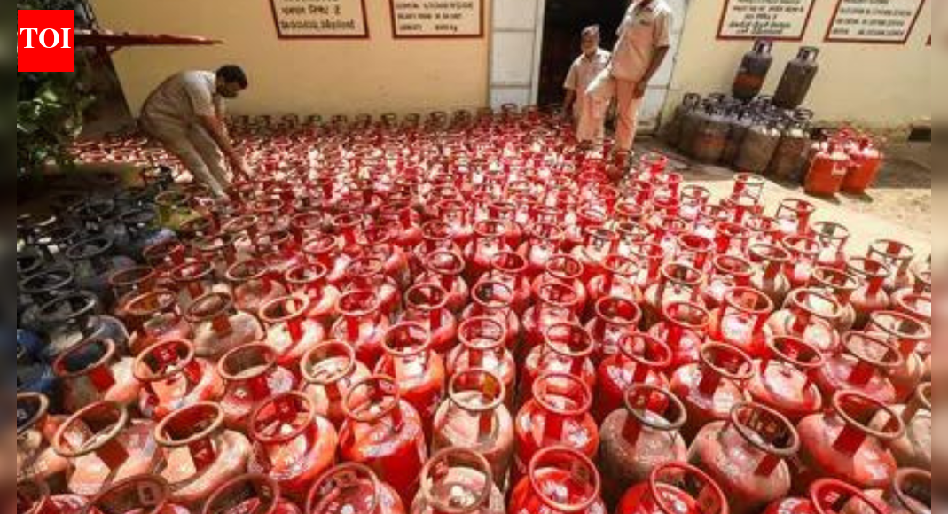 NEW DELHI: The domestic piped natural gas (PNG) in Delhi and its surrounding NCR areas became cheaper by 70 paise per unit from Jan 1, with Indraprastha Gas Limited (IGL) announcing the cut in prices.According to IGL, the piped cooking gas now costs Rs 47.89 per standard cubic metre (SCM) in Delhi, Rs 46.70 in Gurugram, and Rs 47.76 per SCM in Noida, Greater Noida, and Ghaziabad. Officials said nearly 25 lakh households were likely to benefit from the price cut.“IGL has announced a substantial reduction in its domestic PNG prices this coming New Year for its consumers in Delhi and NCR by ₹0.70 per SCM…. IGL reinforces its commitment to making clean energy both accessible and affordable as we step into 2026,” the company said in a post on X.Sources said the reduction was effected after the Petroleum and Natural Gas Regulatory Board overhauled the pipeline tariffs recently. The PNGRB on Dec 16 announced a rationalised tariff structure for pipelines that move natural gas — the feedstock for generating electricity, producing fertiliser, making CNG, and used as fuel in household kitchens.The revised tariffs, which are effective January 1, make natural gas transportation simpler, fairer, and more cost-effective for consumers and the city gas distribution sector.End of ArticleFollow Us On Social MediaVideosKhaleda Zia’s funeral: EAM Jaishankar Hands Over Modi’s Letter To BNP Chief Tarique Rahman In DhakaThrowback 25: Five Indian Weapons That Crushed Terror And Dominated Pakistan in Operation SindoorTerror, Tariffs, Polls: PM Modi’s Mic-Drop Moments That Set The Agenda In 2025Top Moments Of 2025 When Indian Diplomats Took On Pakistan, Tore Apart Lies & Hypocrisy At UNThrowback 2025: Five Big Moments When India Defied Pressure And Delivered Diplomatic MasterstrokesAyodhya Faced Conspiracies But Sanatan Prevailed, UP CM Yogi Adityanath Says At Ram Temple EventIndia’s Backyard In Flux: Nepal’s Gen Z Revolt To Pakistan’s Court Chaos Shakes South Asia In 2025Army Trains Village Defence Guards In J&K In Automatic Rifles, Self-Defence | WatchLeT Deputy Saifullah Kasuri Admits India Hit Terror Camps, Threatens Kashmir After Op Sindoor StrikeTwist in Osman Hadi Murder Case: Prime Accused Blames Jamaat From Dubai, Clears India’s Role123PhotostoriesSkip the crowds in 2026: 10 offbeat destinations in India for New Year travel5 relationship habits to inculcate in 2026 to make it the best year of your lifeFrom soldier to supermodel: 5 looks that made BTS’ V the ultimate fashion muse of 20258 traditional Bengali snacks that are best enjoyed during winterCustard apple: 5 benefits of this creamy seasonal fruit5 common foods that are unhealthy and their alternative usesMalala Yousafzai once said, “If we want to achieve our goal, then let us…”: 5 lessons it teaches studentsHrithik Roshan’s girlfriend Saba Azad’s luxe choga suit is the traditional trend to watch this seasonPune’s Next Game-Changer: University Road Flyover Rises To Untangle One Of The City’s Worst Traffic Knots10 weird new year rituals you won’t believe exist123Hot PicksSaudi Strike YemenPAN-Aadhaar link statusBank holiday New YearGold rate todayIncome Tax RefundBahrain Golden Visa 2025Bank Holidays DecemberTop TrendingJustin Thomas Net WorthLebron JamesCardi BAlex Rodriguez and Jaclyn Cordeiro Net WorthStefon DiggsCaitlin ClarkMatthew Stafford vs Drake MVPWest Bengal SIR DeathJake Paul and Jutta Leerdam Net WorthWorld Fourth Largest Economy