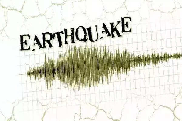 Massive earthquake jolts Japan days after 7.5 tremors