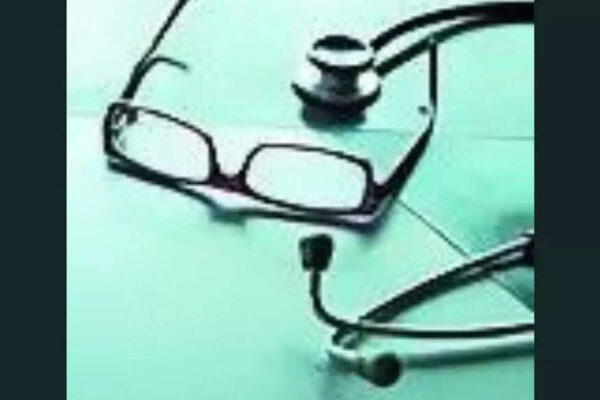 Representational  CHANDRAPUR: A pan-India kidney trafficking syndicate with alleged links to Cambodia and China has been uncovered in eastern Maharashtra, exposing an illicit market where transplants fetched up to Rs 80 lakh while impoverished donors were allegedly paid as little as Rs 5 lakh, police said Wednesday. Police have named two specialists – Dr Ravinder Pal Singh of New Delhi and Dr Rajratnam Govindswamy of Trichy – as key players in the network, unearthed by a Maharashtra govt-appointed SIT after farmer Roshan Kule, from Minthur village in Vidarbha region, said he was forced to sell a kidney in Cambodia to escape loan sharks. Singh was arrested in New Delhi recently and produced before a city court for transit remand but received interim bail after the Maharashtra team’s flight was cancelled. He has been directed to appear before the Chandrapur chief judicial magistrate on Jan. 2. Govindswamy, MD of the Trichy hospital, is on the run. Chandrapur SP Mummaka Sudarshan said investigation points to several surgeries being conducted at STAR KIMS Hospital in Trichy. Investigators said each transplant was priced between Rs 50 lakh and Rs 80 lakh. Singh allegedly received about Rs 10 lakh for each surgery, travelling from New Delhi to Trichy to operate. Govindswamy allegedly charged nearly Rs 20 lakh for treatment and hospital arrangements.End of ArticleFollow Us On Social MediaVideosKhaleda Zia’s funeral: EAM Jaishankar Hands Over Modi’s Letter To BNP Chief Tarique Rahman In DhakaThrowback 25: Five Indian Weapons That Crushed Terror And Dominated Pakistan in Operation SindoorTerror, Tariffs, Polls: PM Modi’s Mic-Drop Moments That Set The Agenda In 2025Top Moments Of 2025 When Indian Diplomats Took On Pakistan, Tore Apart Lies & Hypocrisy At UNThrowback 2025: Five Big Moments When India Defied Pressure And Delivered Diplomatic MasterstrokesAyodhya Faced Conspiracies But Sanatan Prevailed, UP CM Yogi Adityanath Says At Ram Temple EventIndia’s Backyard In Flux: Nepal’s Gen Z Revolt To Pakistan’s Court Chaos Shakes South Asia In 2025Army Trains Village Defence Guards In J&K In Automatic Rifles, Self-Defence | WatchLeT Deputy Saifullah Kasuri Admits India Hit Terror Camps, Threatens Kashmir After Op Sindoor StrikeTwist in Osman Hadi Murder Case: Prime Accused Blames Jamaat From Dubai, Clears India’s Role123Photostories10 South Indian breads that are so soulfulWalking through 2025: The year we put our best foot forwardSkip the crowds in 2026: 10 offbeat destinations in India for New Year travel5 relationship habits to inculcate in 2026 to make it the best year of your lifeFrom soldier to supermodel: 5 looks that made BTS’ V the ultimate fashion muse of 20258 traditional Bengali snacks that are best enjoyed during winterCustard apple: 5 benefits of this creamy seasonal fruit5 common foods that are unhealthy and their alternative usesMalala Yousafzai once said, “If we want to achieve our goal, then let us…”: 5 lessons it teaches studentsHrithik Roshan’s girlfriend Saba Azad’s luxe choga suit is the traditional trend to watch this season123Hot PicksSaudi Strike YemenPAN-Aadhaar link statusBank holiday New YearGold rate todayIncome Tax RefundBahrain Golden Visa 2025Bank Holidays DecemberTop TrendingJustin Thomas Net WorthWWE Star Nikki BellaCardi BCeeDee Lamb Luxury Car CollectionStefon DiggsCaitlin ClarkTom BradyMicah Parsons vs CeeDee Lamb Net WorthNHL Injury UpdateVanessa Bryant