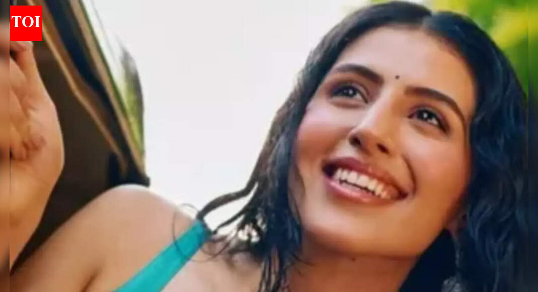 Simar Bhatia calls ‘Ikkis’ a ‘dream come true’; gets emotional about co-star ‘Aggy’ aka Agastya Nanda: ‘You are truly incredible in this film’