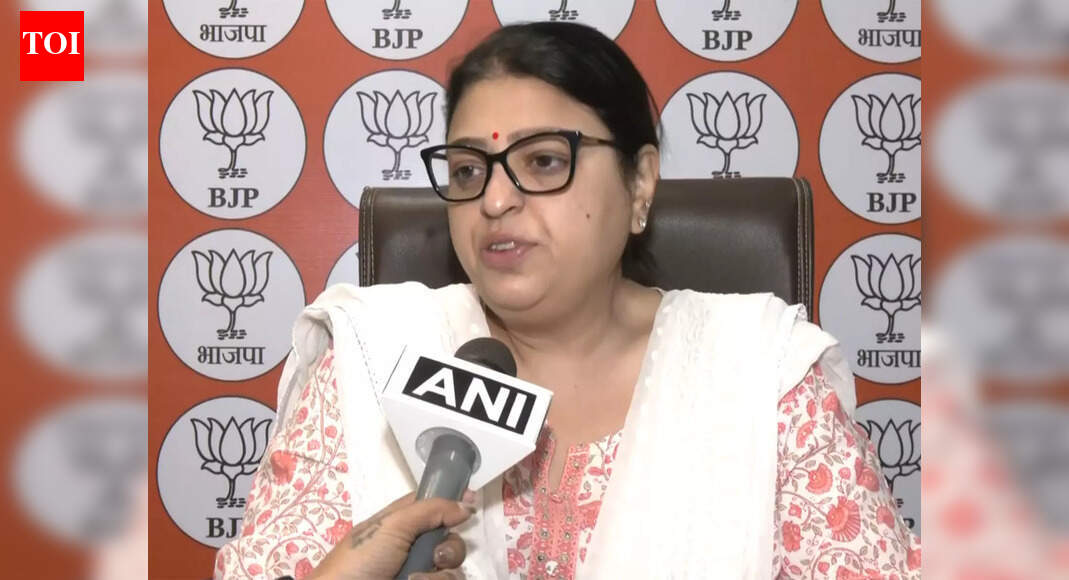If TMC is so confident of winning Assembly polls, why are they crying over SIR: BJP’s Priyanka Tibrewal slams Abhishek Banerjee Kolkata (West Bengal) [India], January 1 (ANI): After Trinamool Congress leader Abhishek Banerjee accused the Election Commission of India (ECI) of facilitating “vote theft,” BJP leader Priyanka Tibrewal alleged that Bangladeshi infiltrators had been given voter ID card, Aadhaar card and were made voters of the TMC.She asked if TMC was so confident of winning the Assembly polls, then why are they making hue and cry over Special Intensive Revision (SIR) activity. ‘Will Rid Bengal Of Infiltrators’: Amit Shah Slams Mamata Banerjee’s 14-Year Rule, Sounds Poll Bugle Speaking to ANI, Priyanka Tibrewal said, “They could not stop the SIR, so now they are trying to stop the hearing process. Camps are being burnt. EC is being attacked. They are forcing the EC to take a tough stand. I wish to ask if anyone is a patriot, then how can he challenge the removal of anti-national forces who have entered the country illegally. The Bangladeshi infiltrators had been given voter ID card, Aadhaar card and were made voters.”She further said that there have been no deaths due to SIR.”There have been no suicides over SIR. In our country, there are so many deaths every day. They are saying that everyone is dying due to SIR. The suicides can also be murders. CM said there would be more “Khela Hobe”. After 2021 election, there were 300 murders of BJP workers. Now you want to kill 600 workers,” she said.Priyanka Tibrewal further said that if TMC is so confident that they would win the polls, then why are they making a hue and cry?”When they are so confident that they will win in polls, then why are they crying over the SIR activity. They should go to the courts if they have so many objections. Just 5 days ago, Abhishek Banerjee has returned from the US. Most of the infiltrators have left the borders during SIR, Why didn’t CM ask then who is running away? Abhishek Banerjee on Wednesday hit out at the Bharatiya Janata Party (BJP) and Election Commission over SIR in Bengal and said that the BJP was defeated in the assembly and Lok Sabha polls in the state and the same result will be repeated in 2026 assembly polls.Talking to the media after meeting the Election Commission, Banerjee accused the BJP of misusing institutions.”People of Bengal are made to build differently. We are not built like that; we will not bow down before you. Let the BJP put their entire mind and use all the agencies and whatever they have at their disposal. Still, the people of Bengal will win the state, lock, stock, and barrel, and defeat the BJP. They have fallen flat on their faces in 2012, 2021, 2024, and it will happen again in 2026. We will bow before the power of the people, not the people in power,” he said.Banerjee alleged that the poll panel failed to answer most of party’s questions.”They think that by raising their voice and speaking aggressively, everyone will be silenced. When we started speaking, he began losing his temper. He tried to stop some of us and pointed fingers at me. I then stated that you are a nominated official, but I am an elected representative. You are answerable to your masters, but I am answerable to the masses who elected me, for whom we have come here to ensure that no legitimate voter is deleted from the list… If he has the courage, let him release the footage. I am standing very close to the ECI office. Gyanesh Kumar must be hearing what I am saying to the media right now,” he said.”If he has the courage, he should come down, face the media, and rebut every point I am making, rather than making selective leaks after 8 pm. What is stopping him? Does he think the people of Bengal are his subservient? Apart from 2-3 questions, he has failed. Does he think the people of Bengal, and we MPs, ministers, and MLAs elected by the people, are bonded labourers or slaves?” he asked.Bengal will face assembly polls in the first half of next year.A Trinamool Congress delegation met the Election Commission on Wednesday and discussed about 10 issues, including the SIR being held in West Bengal.Banerjee told the media that the meeting lasted two and a half hours. He said the poll panel had not provided answers when the Trinamool Congress delegation met it last month.He alleged that the poll panel had indulged in “selective leak” last time after meeting the party delegation and had not given a “single precise answer” to any of the issues raised.”We discussed eight to ten issues. The meeting started at 12 noon and lasted two and a half hours. Last time, a month ago, on November 28, a delegation of 10 people from our party came here. We asked the Election Commission five questions, but we didn’t receive a single precise answer to any of them,” the MP said.”That same night, the Election Commission selectively leaked information to some journalists, claiming that they had answered every question. Immediately afterwards, I tweeted that the Trinamool Congress has digital evidence and that the Election Commission did not provide a single answer to any of our questions last time… This time, except for two or three points, we didn’t get any clarity on anything. When I ask them about the SIR, they shift the topic to citizenship. There was no concrete answer to anything,” he added.Over 58.2 lakh names were deleted during the enumeration period of the SIR exercise in the state. The ECI had published the draft voter list for West Bengal on December 16. End of ArticleFollow Us On Social MediaVideos‘Vote Theft In Bengal’: TMC MP Abhishek Banerjee Slams ECI Over SIR, BJP Fires Back180 Kmph While You Sleep! India’s Latest Vande Bharat Sleeper Marks New Era. Check Fares, FeaturesBJP Leader Attacks Shah Rukh Khan Over KKR’s Bangladeshi Cricketer Amid Hindu Lynching in BangladeshRajnath Singh Links Lord Ram’s Ethics To Operation Sindoor, Says India Fought Terror With DignityCleanliness Crown Cracks As Indore Loses 13 Lives To Poisoned Water And Administrative Lapses’India Belongs To Everyone’: RSS Chief Mohan Bhagwat After Tripura Student Dies In Racial AttackIndia’s Silent Warriors On Kartavya Path Bring Army’s Battle-Tested Animals To Republic Day ParadeMidnight To Morning: How India Rang In 2026 With Fireworks Prayers Music And Mass CelebrationsKhaleda Zia’s funeral: EAM Jaishankar Hands Over Modi’s Letter To BNP Chief Tarique Rahman In DhakaThrowback 25: Five Indian Weapons That Crushed Terror And Dominated Pakistan in Operation Sindoor123PhotostoriesHow to make Hara Bhara Kebab for evening snackingTV celebs like Ashnoor Kaur, Hina Khan are welcoming 2026 with open arms in unique ways; here’s how – See Inside8 powerful life lessons from Joseph Murphy’s “The Power of Your Subconscious Mind”Asrani birth anniversary: Lesser known facts about the late and legendary ‘Ikkis’ and ‘Sholay’ actorBengaluru’s Bottleneck Breaker: Hebbal’s New Flyover Ramp That Promises Smoother Drives5 unbelievable predictions by Leonardo da Vinci ahead of his timeBengaluru’s Next Big Bypass: Twin Tunnel–Flyover Plan Set To Reshape Ballari Road10 powerful foods that naturally cut down cholesterol3 detox drinks to cleanse the system after New Year celebrations3 desi seeds that beat expensive serums for hair shine (and how to use them)123Hot PicksSaudi Strike YemenPAN-Aadhaar link statusBank holiday New YearGold rate todayIncome Tax RefundBahrain Golden Visa 2025Bank Holidays DecemberTop TrendingJustin Thomas Net WorthWWE Star Nikki BellaCardi BCeeDee Lamb Luxury Car CollectionStefon DiggsCaitlin ClarkTom BradyMicah Parsons vs CeeDee Lamb Net WorthNHL Injury UpdateVanessa Bryant