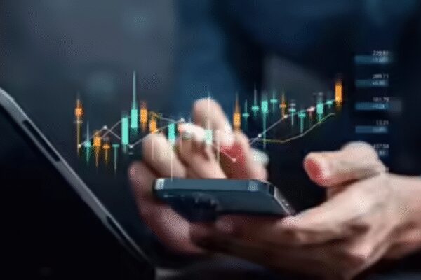 Global investing outlook 2026: Why investors may look beyond the US; how AI, rate cuts and a softer dollar will shape returns