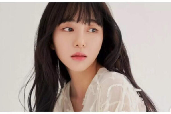 Kwon Mina shares ALARMING posts after failed suicide attempt on New Year’s day: ‘I did my best yesterday and squeezed my neck with a stocking until…’