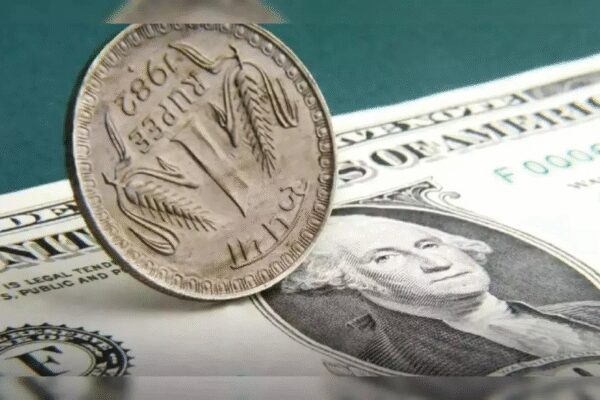 Pressure on rupee persists: Currency slips past 90 per dollar, closes 22 paise lower amid dollar strength and FII outflows