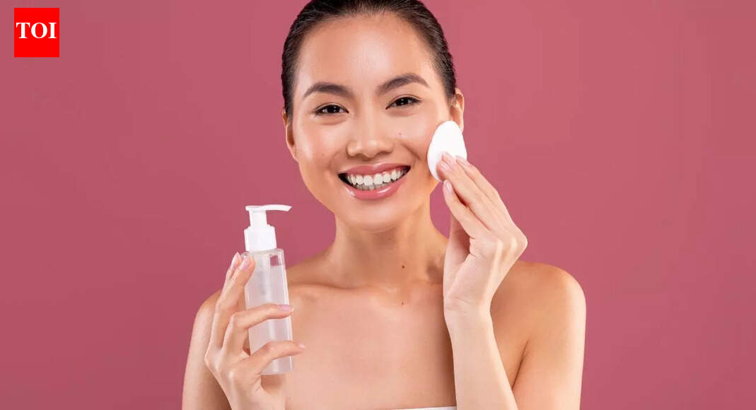5 simple ways to remove makeup properly without stressing your skin |