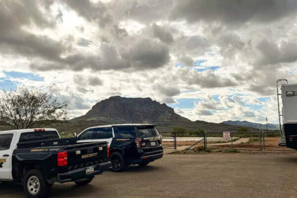 Helicopter crashes in remote Arizona mountains; four killed