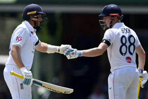 England 200/3 in 42.2 Overs | Australia vs England 5th Ashes Test Live Score: Joe Root, Harry Brook frustrate Australia with 100-run partnership