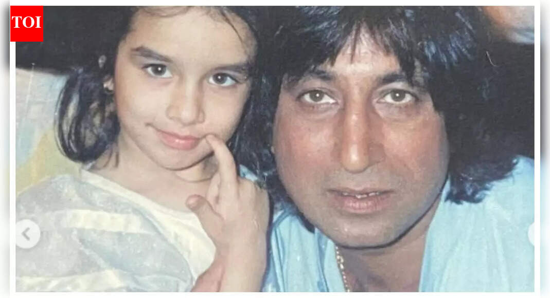 Shakti Kapoor recalls parents walking out of theatre over villainous roles; asked him to take up roles with Hema Malini and Zeenat Aman