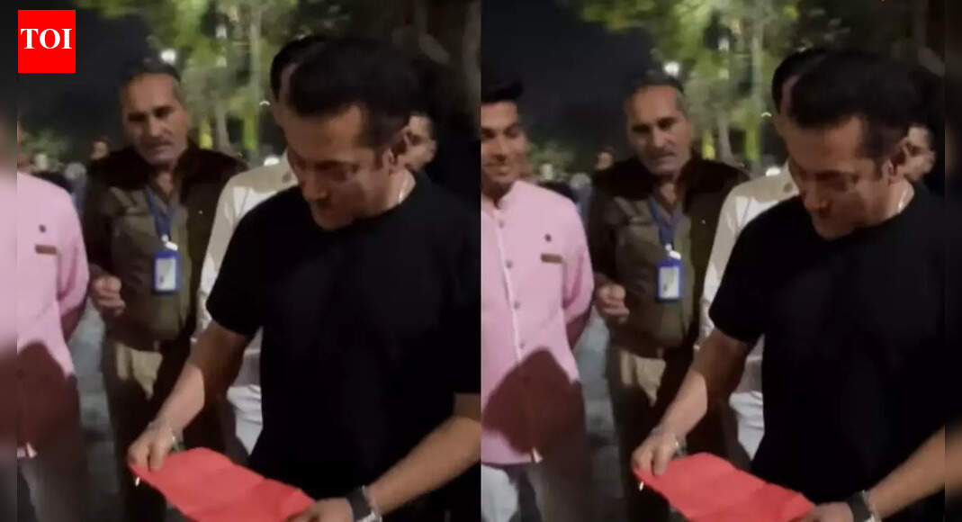 ‘Battle of Galwan’ star Salman Khan called ‘Maamu’ at Goa airport by young fans, his reaction wins hearts – Watch