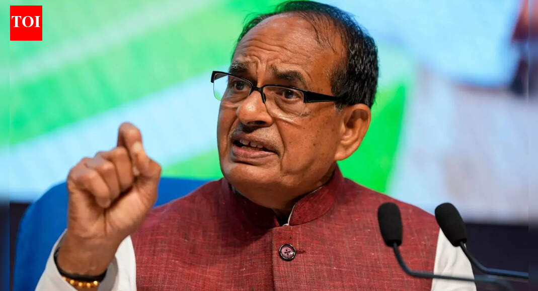 Shivraj Singh Chouhan NEW DELHI: Union agriculture minister Shivraj Singh Chouhan on Sunday released 184 new varieties of 25 different crops to increase productivity, reduce input costs and address climate change . The new varieties included 122 of cereal crops, 22 of Bt cotton – the only genetically modified crop whose commercial cultivation is allowed in India – and 13 of oilseeds, among others. The new Bt cotton varieties are updated transgenic versions that will not only increase yield but also guard crops against pests, insects and weeds, reducing farmers’ overall input cost .The 184 new varieties, developed by Indian Council of Agricultural Research institutions (60 varieties), state and central agriculture universities (62 varieties) and private seed companies (62 varieties), will reach farmers for commercial cultivation within three years.Among the 122 new varieties of cereal crops, 60 are of rice, 50 of maize, four of sorghum, five of pearl millet, and one each of ragi, small millet and proso millet. More than 50% (62) of the new cereal varieties belong to the coarse grains category, in sync with the govt’s plan to focus more on nutri-cereals and climate-resilient crops.Underlining India’s transformation from “a food-deficit country to a global food provider” over the years, Chouhan noted that India’s rice production reached 150 million tonnes while China’s production was 145 million tonnes. “This has also strengthened India’s role as world’s food supplier,” he said.About the AuthorVishwa MohanVishwa Mohan is Senior Editor at The Times of India. He writes on environment, climate change, agriculture, water resources and clean energy, tracking policy issues and climate diplomacy. He has been covering Parliament since 2003 to see how politics shaped up domestic policy and India’s position at global platform. Before switching over to explore sustainable development issues, Vishwa had covered internal security and investigative agencies for more than a decade.Read MoreEnd of ArticleFollow Us On Social MediaVideos”Sport Should Be Kept Apart From Politics” Tharoor On Mustafizur RowProbe Reveals Red Fort Blast Module Used ‘Ghost’ SIM Cards For Encrypted ChatsMatter Of Deep Concern: MEA Reacts To US Strikes On Venezuela, Urges Restraint’Lunatic Rulers’: Shashi Tharoor, Singhvi, Owaisi, Other Indian Leaders On US Strikes In VenezuelaIndian Army Raises Bhairav Special Force With Over One Lakh Drone Operatives For Modern WarfareCM Revanth Reddy’s Remarks In Telangana Assembly Sparks Row, BRS Slams ‘Filthy Language’‘If Trump Can Capture Maduro, Why Can’t Modi Bring Back 26/11 Mastermind From Pakistan’: Owaisi‘Avoid All Non-Essential Travel To Venezuela’: India Issues Advisory For Citizens After US Strikes”No Control Over Minority Violence In Bangladesh…”: Former Indian Envoy Slams Yunus Govt“Infamous For His Tour With Anti-National Propaganda”: BJP Rips Rahul Gandhi Over Vietnam Visit123PhotostoriesPCOS beyond periods: How it affects mental health and metabolismMood fixes to outsmart the Monday blues before 9 AM20 minutes visceral fat-burning exercise routine to try at home4 everyday foods that help babies learn to chew naturally10 cheapest markets in Mumbai for street shoppingBeyond the Birkin: 5 times Aishwarya Rai Bachchan proved the ‘Mom Bag’ is the ultimate luxury flex8 common Japanese words and phrases worth learningNayanthara to Tara Sutaria: Decoding first looks of ‘Toxic’s female cast – Who understood the assignment best?Vaginal health: NHS doc debunks popular myths women still believe6 places where the world’s deadliest snakes are found123Hot PicksUS strikes VenezuelaVande Bharat Sleeper TrainPublic holidays January 2026Gold rate todayDelcy RodríguezVivek RamaswamyBank Holidays JanuaryTop TrendingSan Francisco 49ersBrittany MahomesNoah Lyles and Junelle Bromfield Net WorthWayne Gretzky Daughter Net WorthSidney Crosby LifestyleLeBron James vs Stephen Curry Net WorthTom BradyLeBron James WifeCam ThomasCharlie Kirk